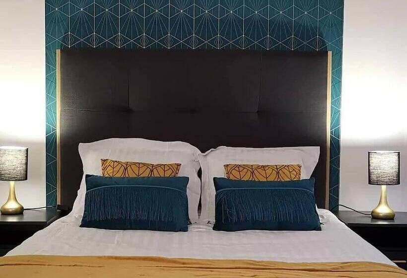 غرفة قياسية, Logis Hotel La Tourelle Du Beffroi