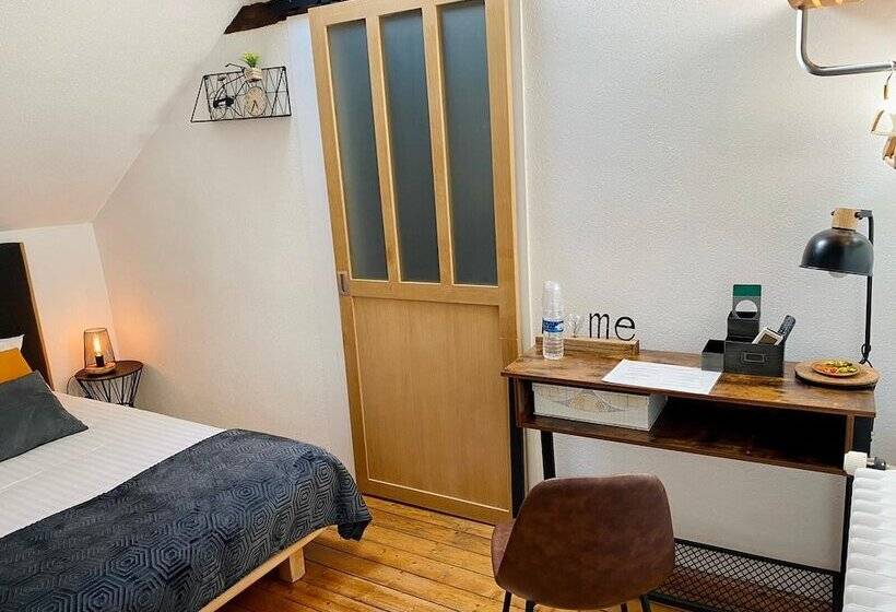 غرفة قياسية, Logis Hotel La Tourelle Du Beffroi