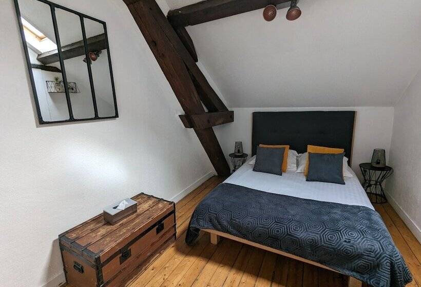 غرفة قياسية, Logis Hotel La Tourelle Du Beffroi