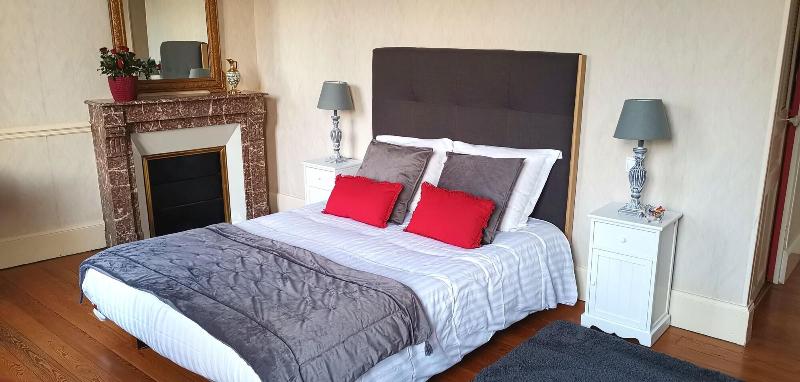 غرفة سوبيريور, Logis Hotel La Tourelle Du Beffroi