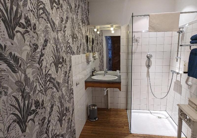 غرفة سوبيريور, Logis Hotel La Tourelle Du Beffroi