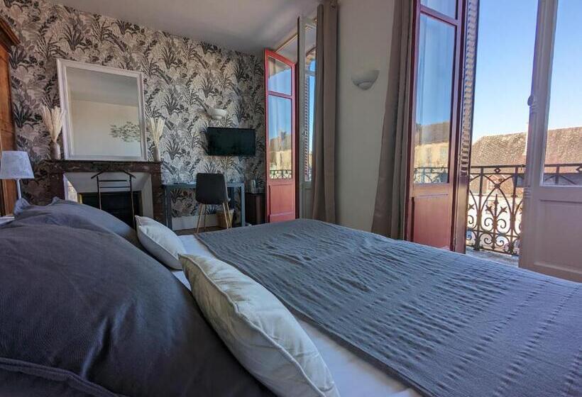 غرفة قياسية, Logis Hotel La Tourelle Du Beffroi