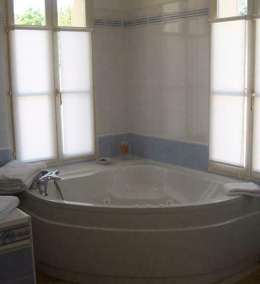 غرفة عائلية, Ferme De La Canardière