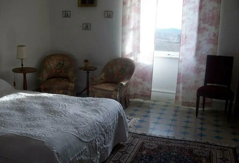 اتاق استاندارد, Le Domaine Du Chapitre