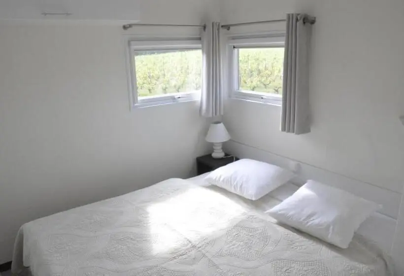 Talo 1 Makuuhuone, Les Pierres D Aurèle Chambres D Hôtes