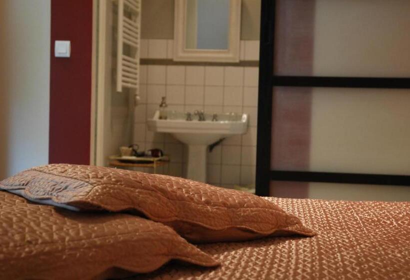 اتاق سوپریور, Les Pierres D Aurèle Chambres D Hôtes