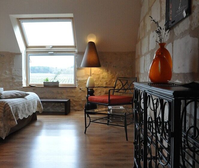 اتاق استاندارد, Les Pierres D Aurèle Chambres D Hôtes