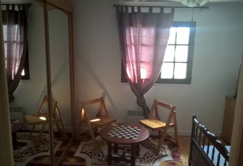 스탠다드 룸 공동 욕실, Parfums D'azur