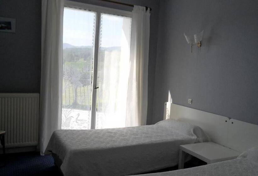 Номер Стандарт, Auberge Béarn Bigorre