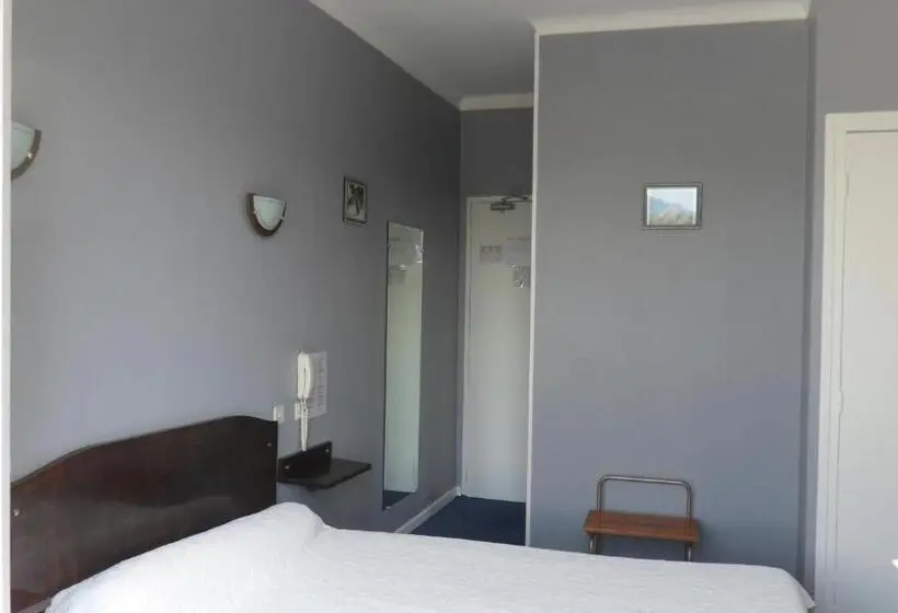 Superior-huone, Auberge Béarn Bigorre