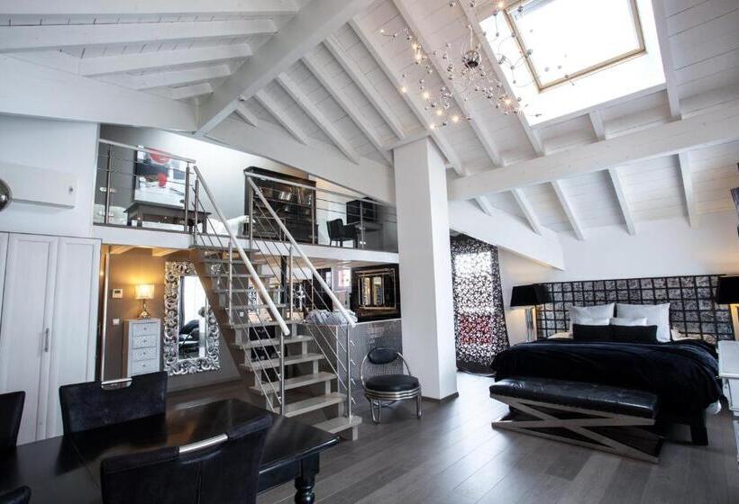 جناح ديلوكس, Auberge De Maison Rouge