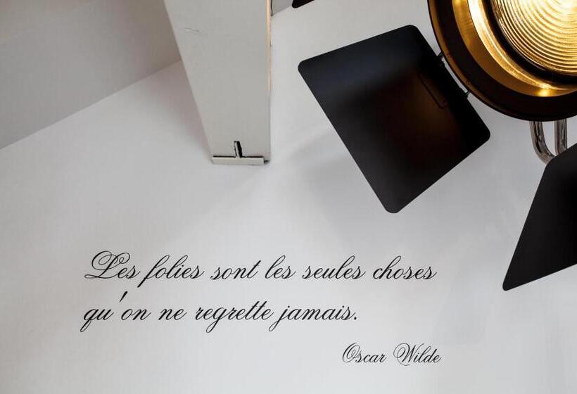 جناح ديلوكس, Auberge De Maison Rouge