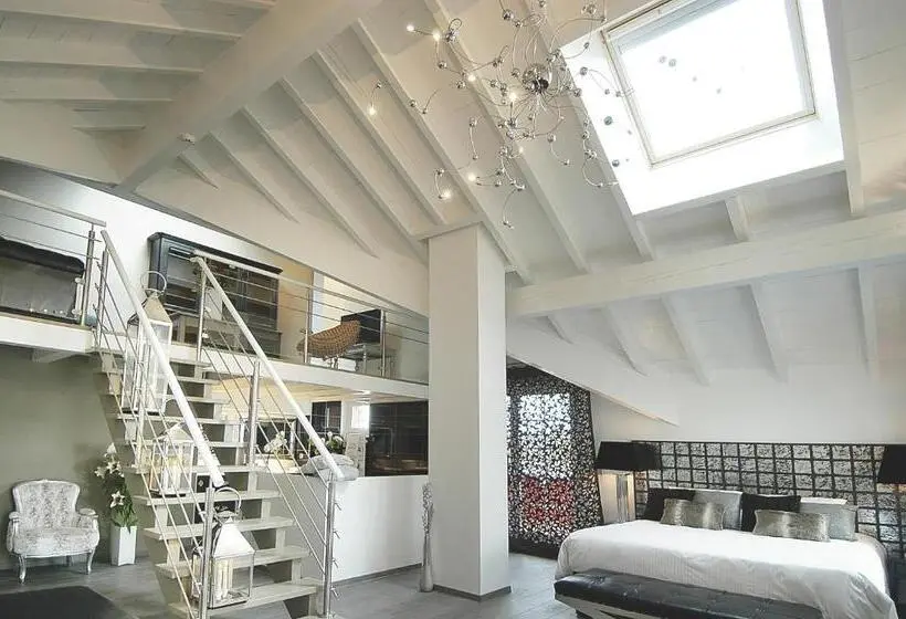 デラックススイート, Auberge De Maison Rouge