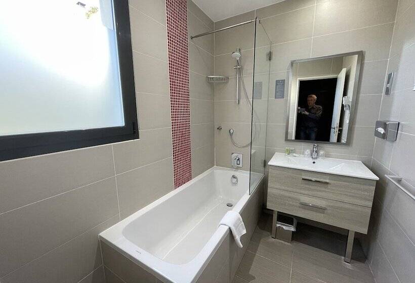 スタンダードルーム, Baptistin