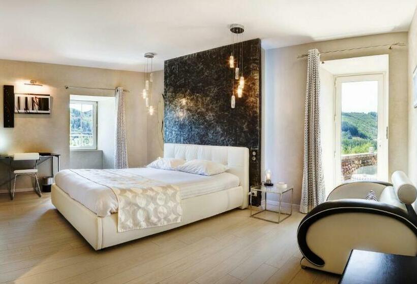 프레스티지 룸, Château De La Falque, The Originals Relais