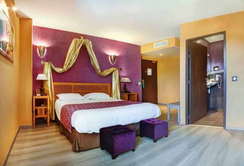 스탠다드 룸, Château De La Falque, The Originals Relais