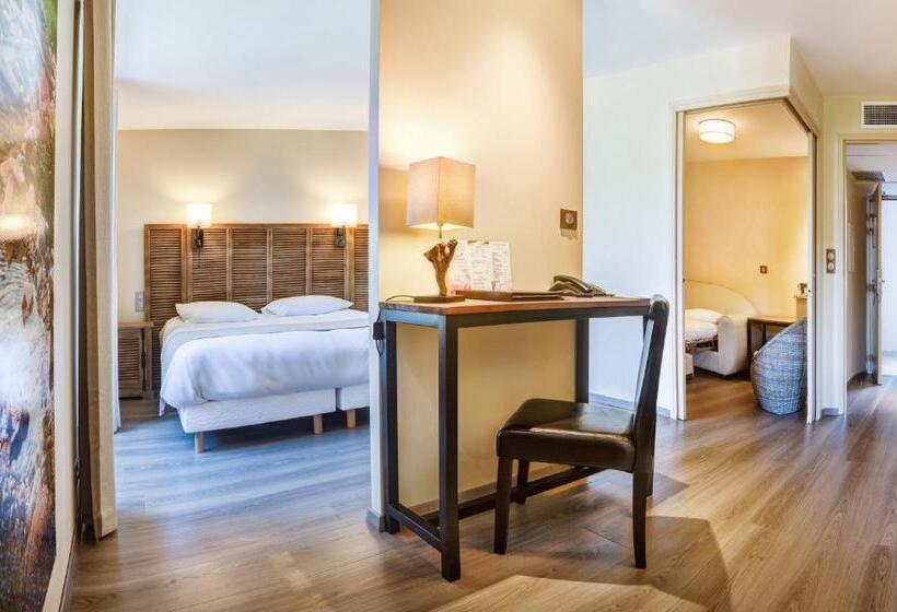 패밀리 스위트, Château De La Falque, The Originals Relais