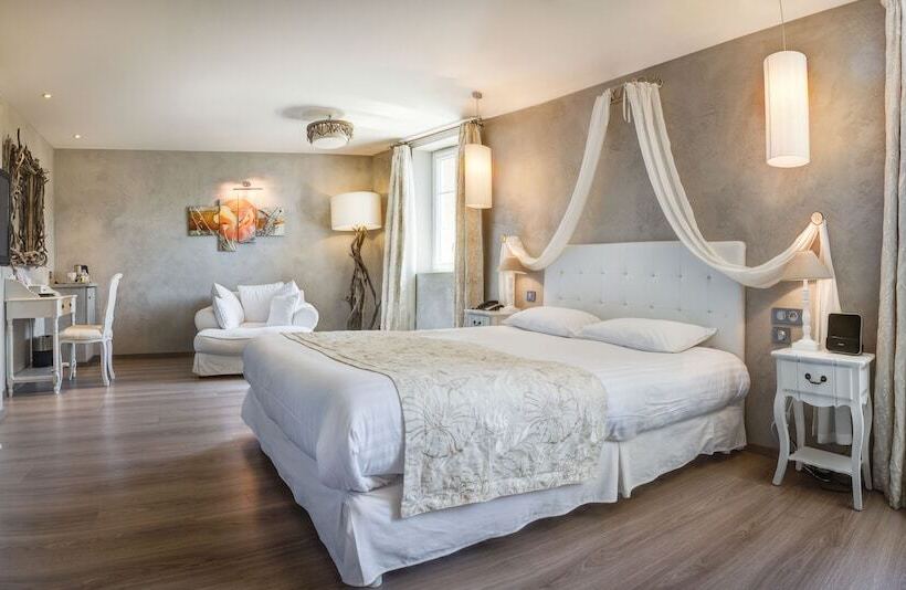 주니어 스위트, Château De La Falque, The Originals Relais