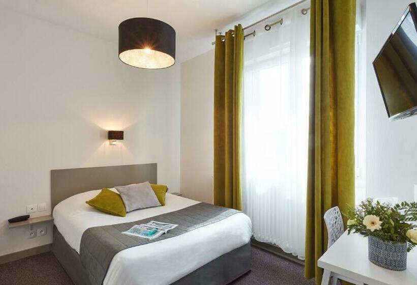 اتاق استاندارد یک نفره, De La Pommeraie