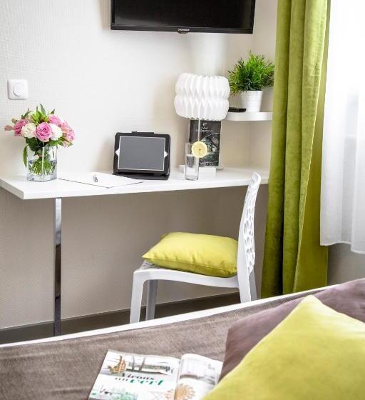 اتاق استاندارد, De La Pommeraie