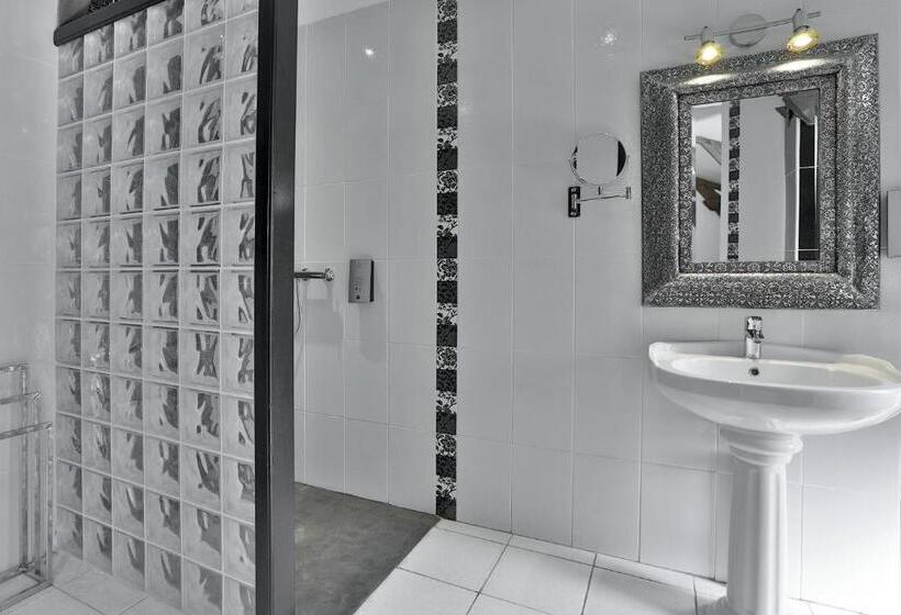 수피리어 룸, Domaine De La Rhonie