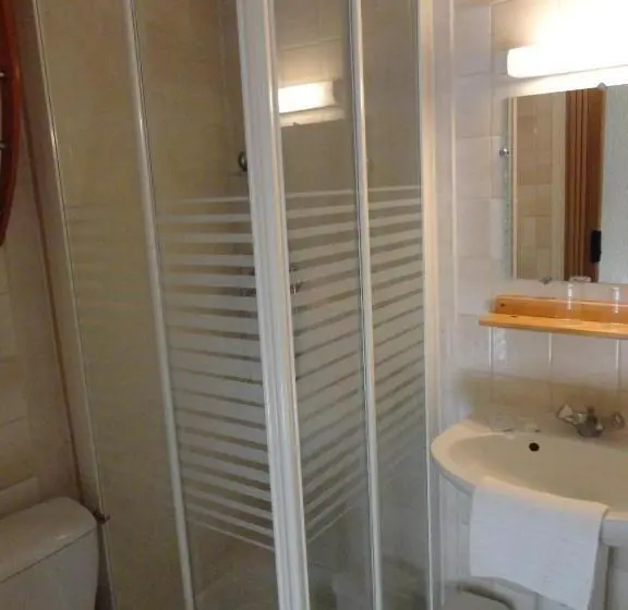 Basic-huone, Escal Hôtel