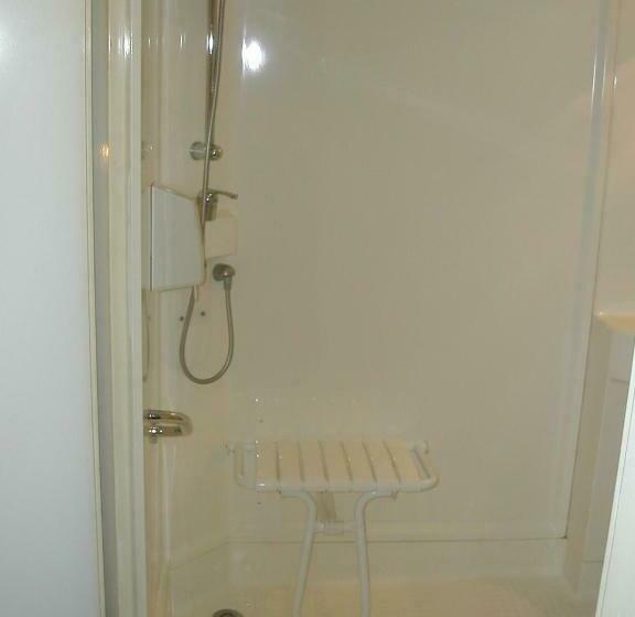 Номер Стандарт Адаптированный для Инвалидов, Glisy Hôtel