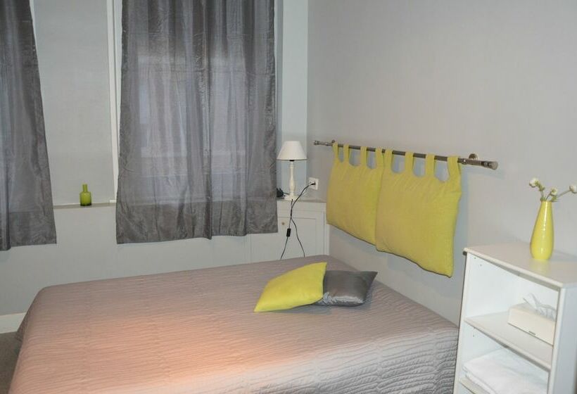 Номер Стандарт, Hôtel Alsace Lorraine