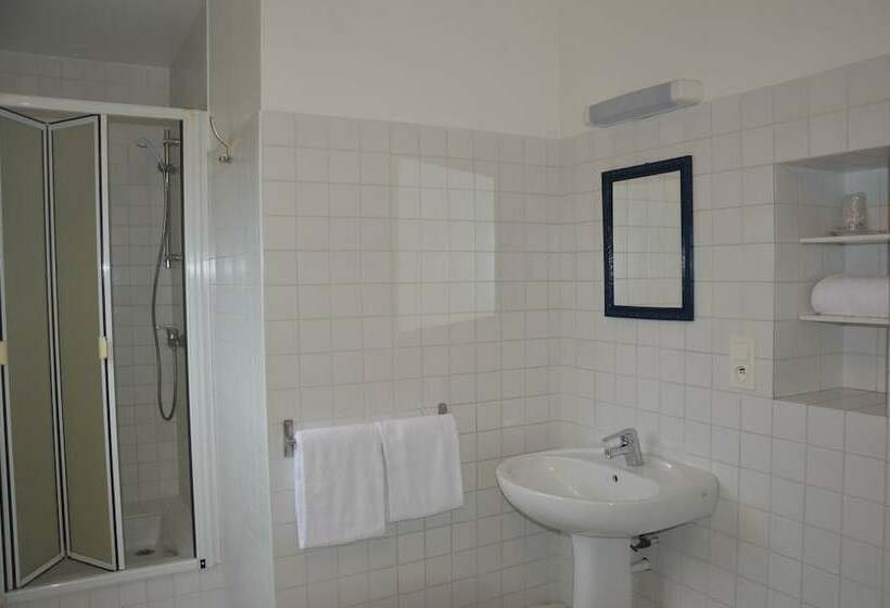 Номер Стандарт, Hôtel Alsace Lorraine