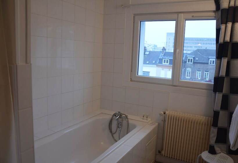 Номер Комфорт, Hôtel Alsace Lorraine