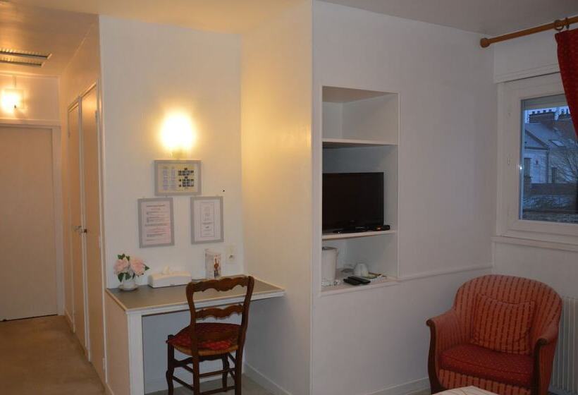 Номер Комфорт, Hôtel Alsace Lorraine