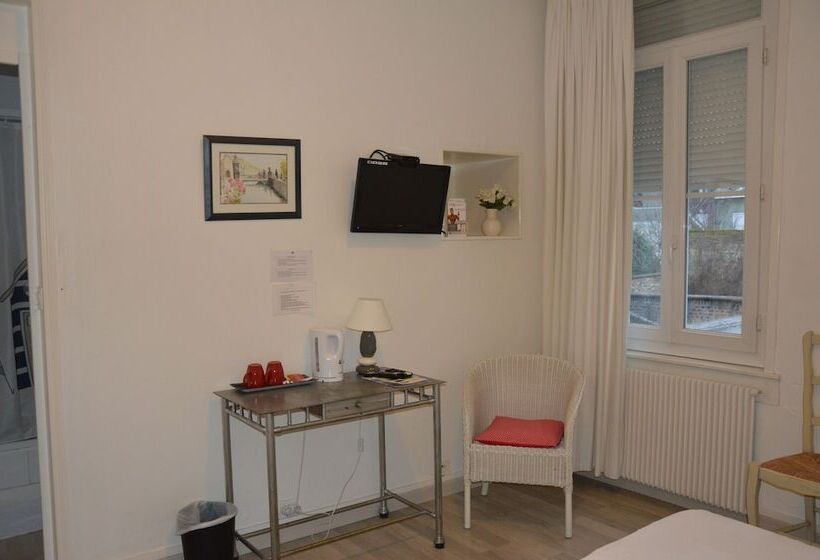 Номер Комфорт, Hôtel Alsace Lorraine