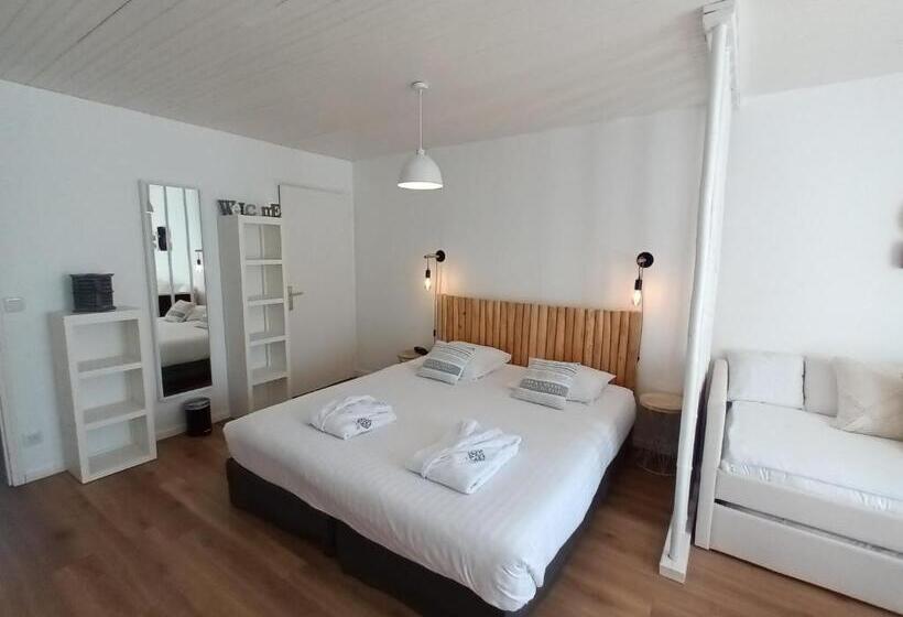 Люкс с Террасой, Hôtel Ancre Marine & Spa Thalgo