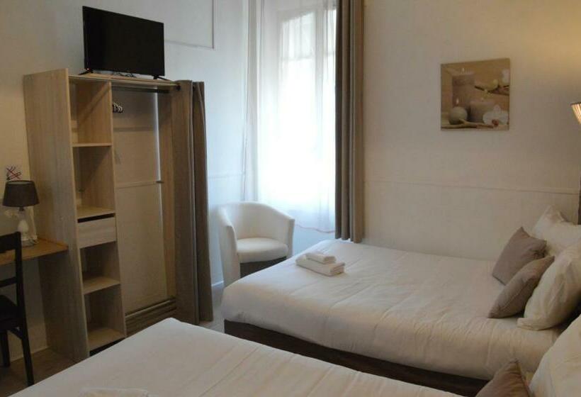 Четырехместный Номер Стандарт, De La Colombiere