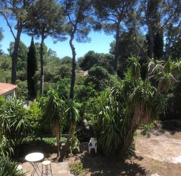 إستوديو قياسى, Hôtel De La Mer