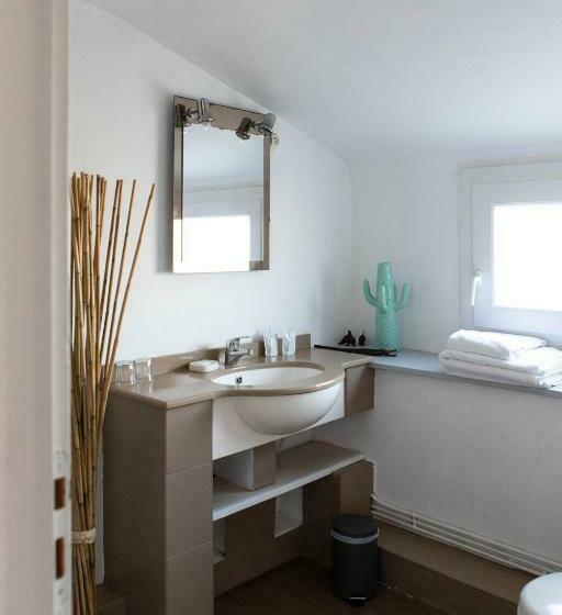 Номер Стандарт, Hôtel L Albatros