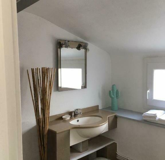 Номер Стандарт, Hôtel L Albatros