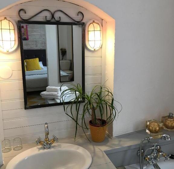 Номер Стандарт, Hôtel L Albatros