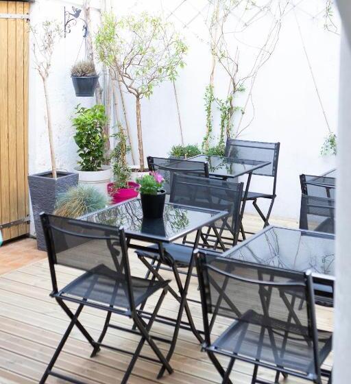 Номер Стандарт, Hôtel L Albatros