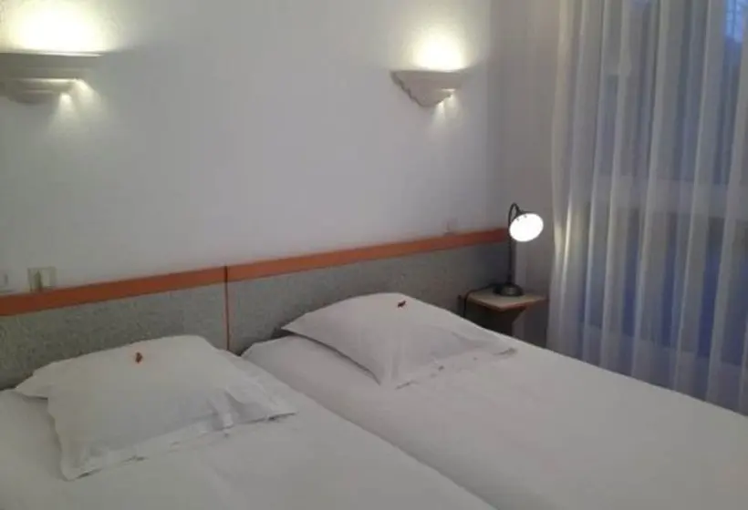 Standard-huone Sisäpuolella, Hôtel Orange Marine