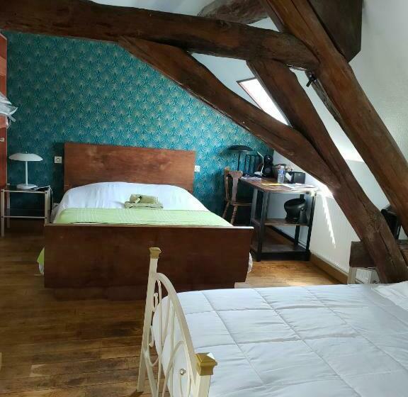 غرفة أساسية ثلاثية, Hôtel Restaurant De L Ecluse 79