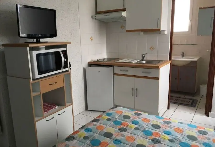 スタンダードスタジオ, Hôtel Résidence Les Flots