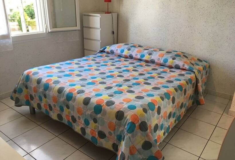 标准工作室, Hôtel Résidence Les Flots