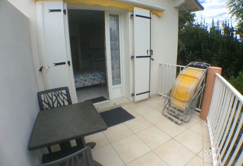 带露台的标准工作室, Hôtel Résidence Les Flots