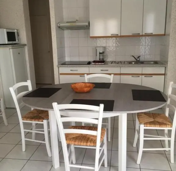 １ベッドルームベーシックアパートメント, Hôtel Résidence Les Flots
