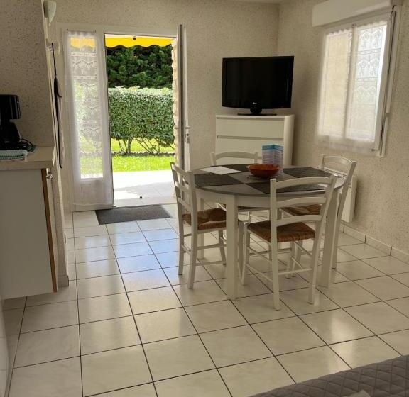 带1个卧室的基准公寓, Hôtel Résidence Les Flots