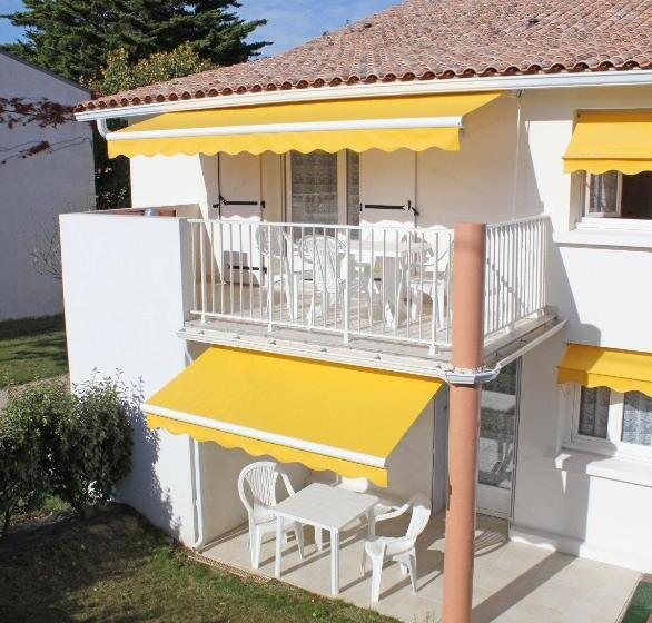 带露台的标准工作室, Hôtel Résidence Les Flots