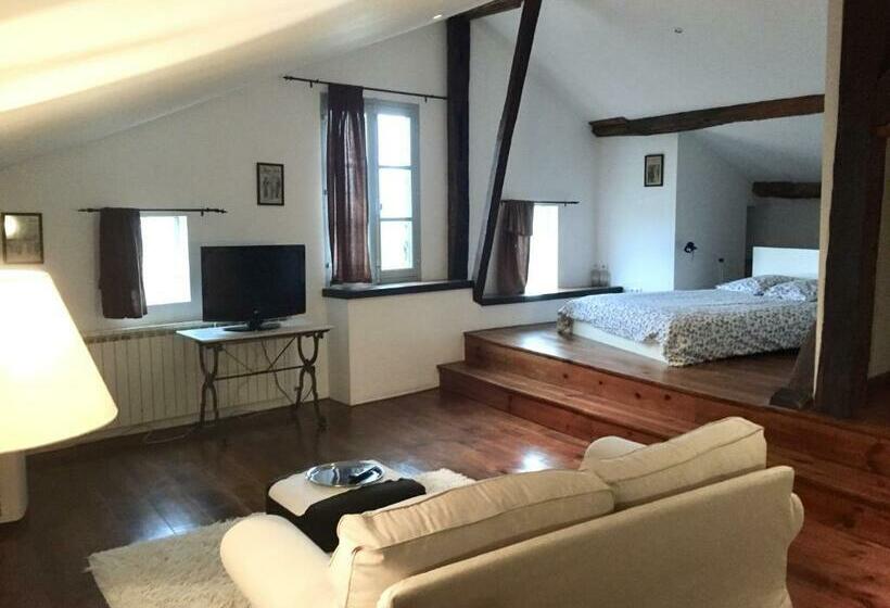 סוויטה, Hôtel Saint Laurans