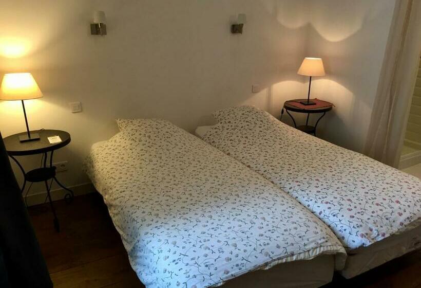 סוויטה, Hôtel Saint Laurans