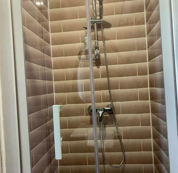 Номер Стандарт, Iena